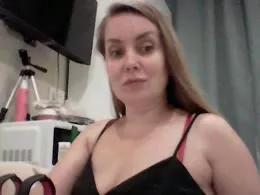 LloLaa987 from xCams