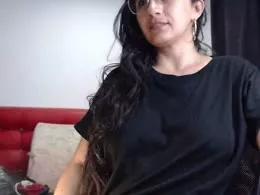 LucyyNaugthy webcams show profile image 