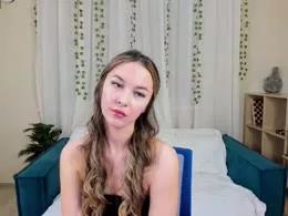 LunaCurly webcams show profile image 