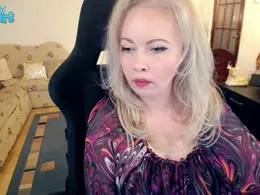 Lynn41 from xCams
