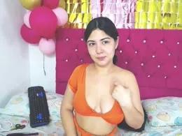 QUEENVANES from xCams