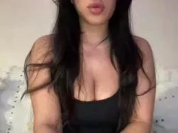 Sarahyana from xCams