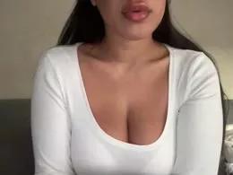 Sarahyana from xCams