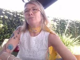 Yava from xCams