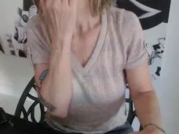 Yava from xCams