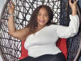 AinaEbonyQueen from xLove