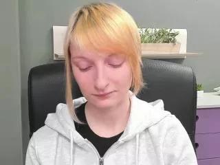 AmazingBlair from xLove