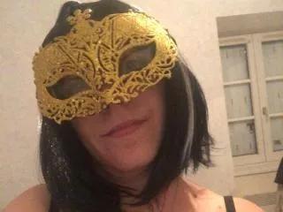 BlondinetteAnn webcams show profile image 