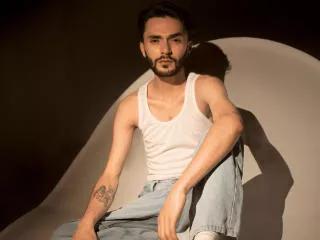 JakeMagnus webcams show profile image 