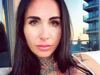 LadyPina-hot webcams show profile image 