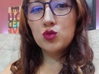 LucianaRain webcams show profile image 