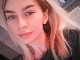 NicolMoon webcams show profile image 