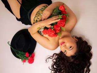 NoemiThornee on xLove