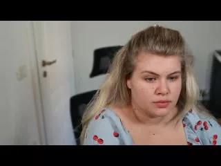 SweetnessX69 webcams show profile image 