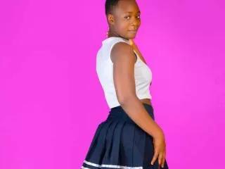 SweetVillietI webcams show profile image 