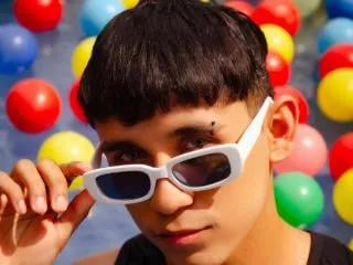 ThaylerJones webcams show profile image 