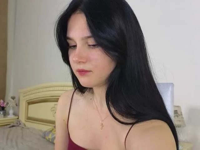 EnricaElis on BongaCams