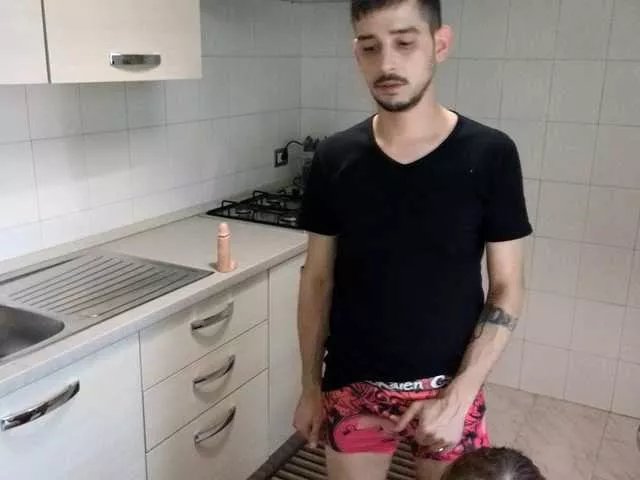 Evalogan24 on BongaCams
