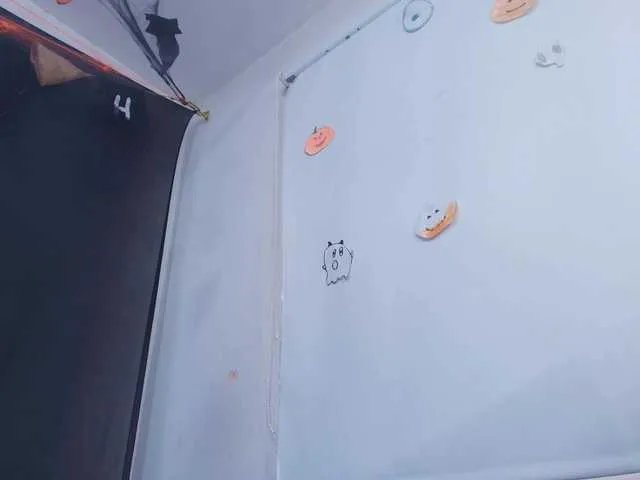 tinkerbell- on BongaCams