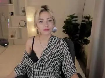 alysiasun on Chaturbate