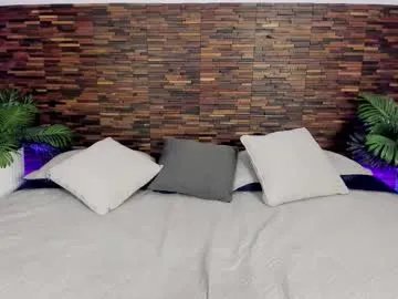 ariiaa_1 on Chaturbate