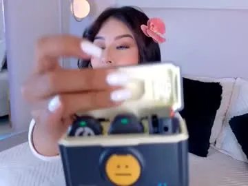 eymicooper on Chaturbate