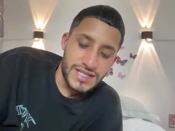 mrandmrsrivas on Chaturbate