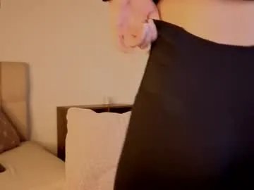 roxxy_mora on Chaturbate