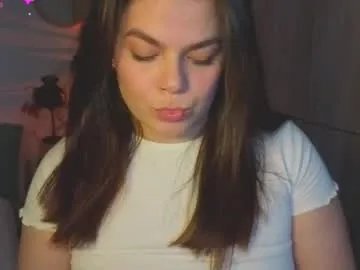 russcurley — I'm back My favorite vibes: 15 / 25 / 40 / 100  - Goal: play with pussy #latina #lovense #cute #natural #bbw