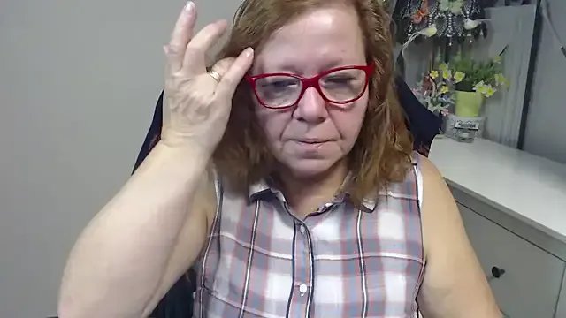 Adelewildx on StripChat