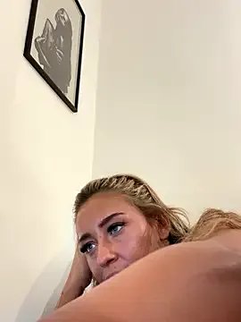 Laceyvipx on StripChat