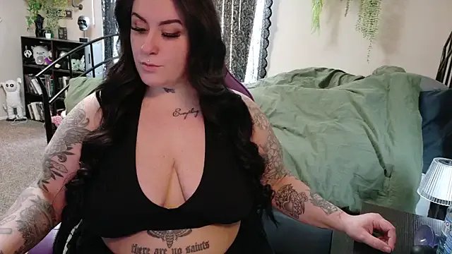 xorileyschembri07 — cumshow at goal <3